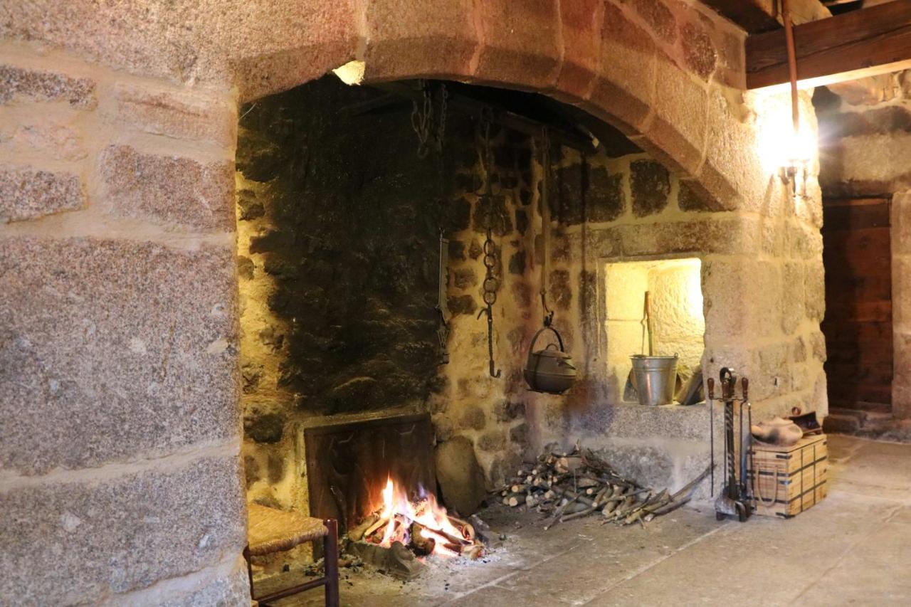 Le Petit Chateau Du Villard Le Malzieu-Forain Dış mekan fotoğraf